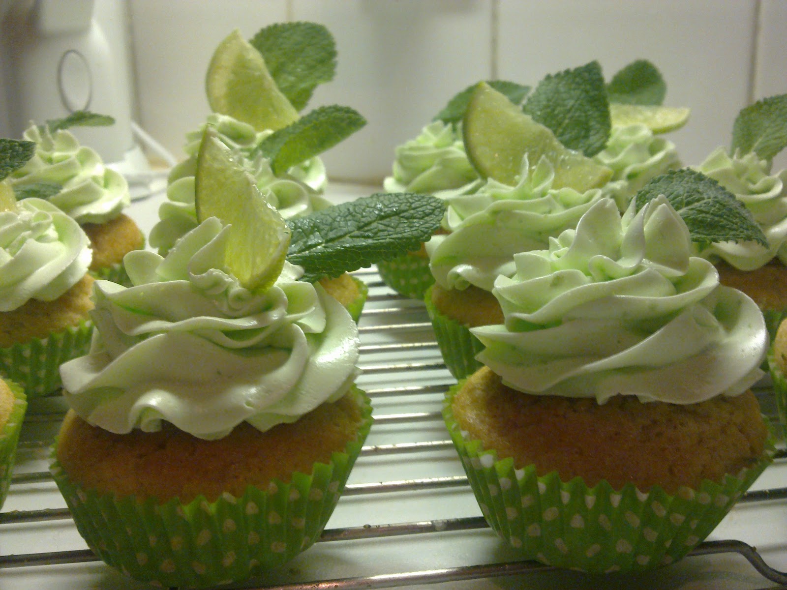 Baked and Beautiful: Mojito cupcakes