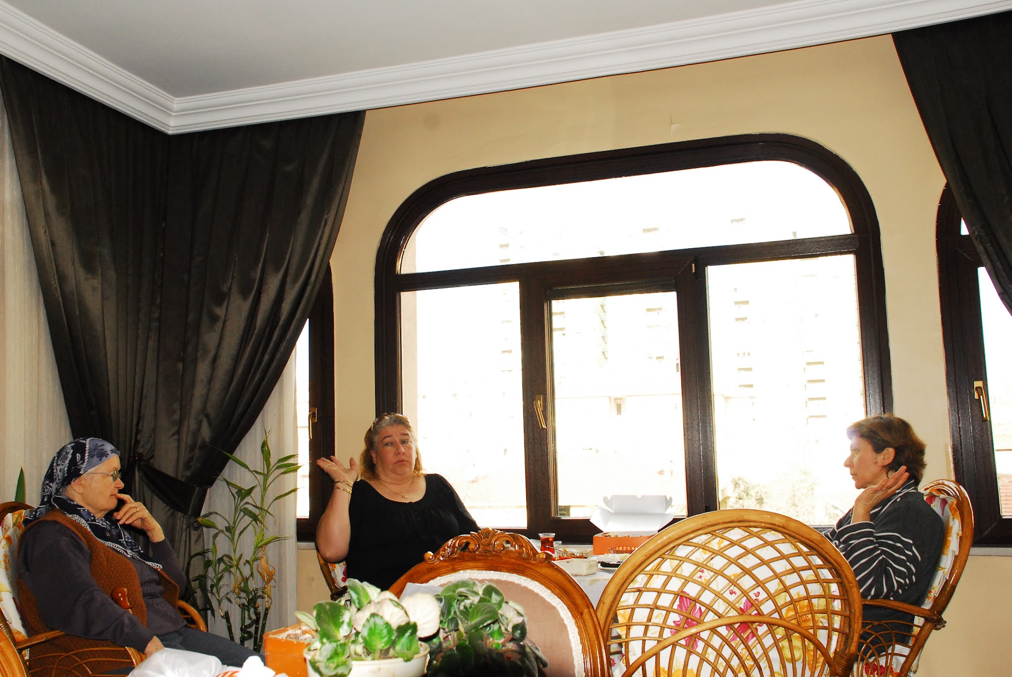 I Rake up The Past Eski Defterleri Açıyorum