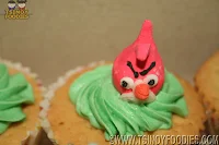 angry birds cupcake