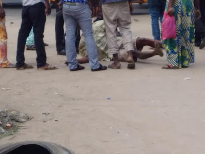 Alleged kidnappers apprehended and beaten in Lagos (photos)