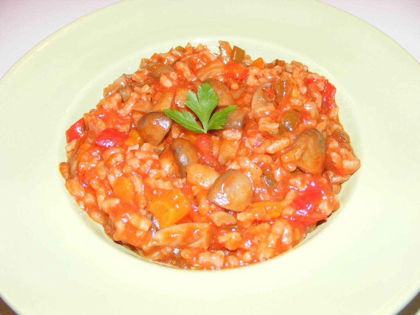 Orez cu legume si ciuperci Preparatedevis.ro