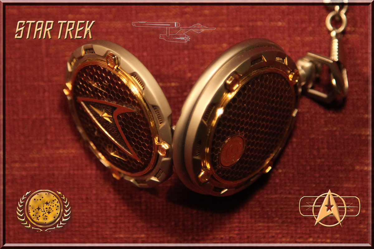 Star Trek TOS pocket watch (model "Franklin Mint"), exterior Star Trek TOS pocket watch (model "Franklin Mint"), exterior