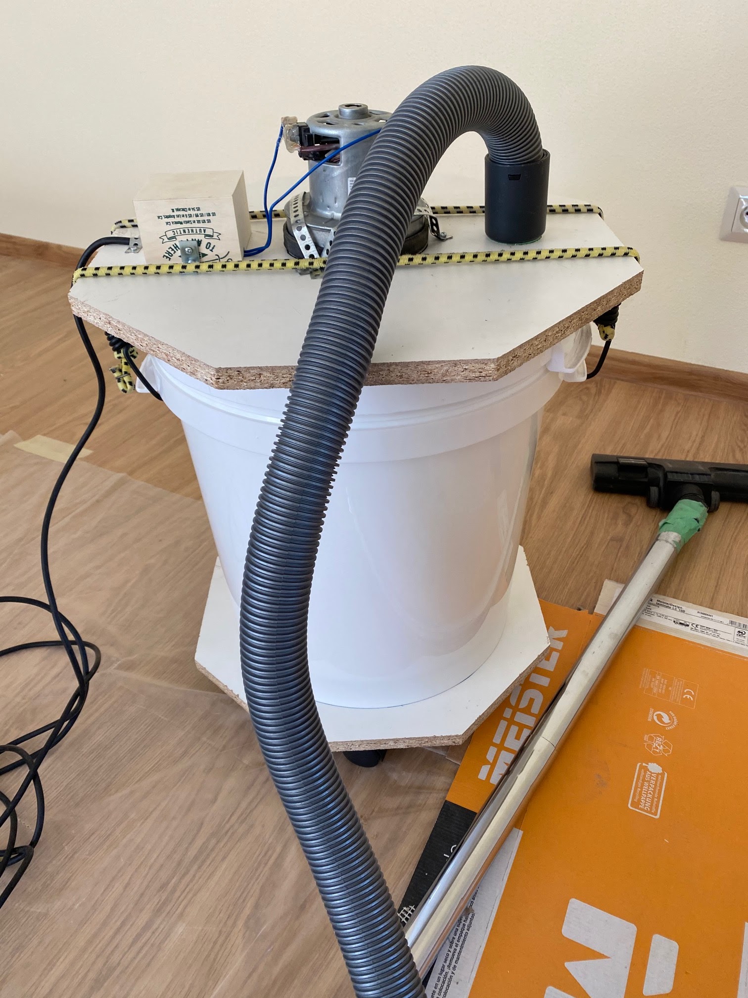 Bucket Vacuum Cleaner