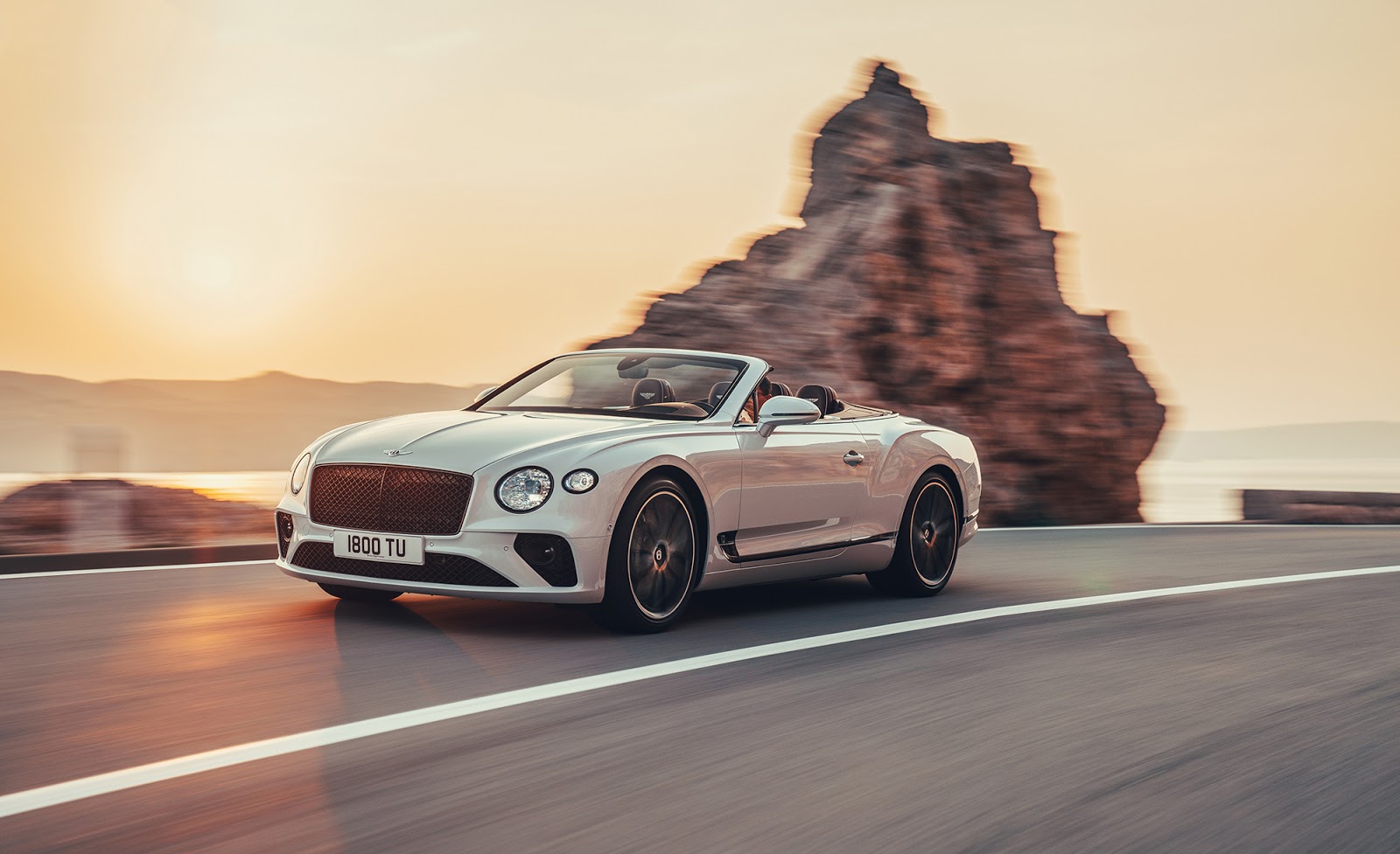 Bentley Continental GTC Р±РµР»С‹Р№