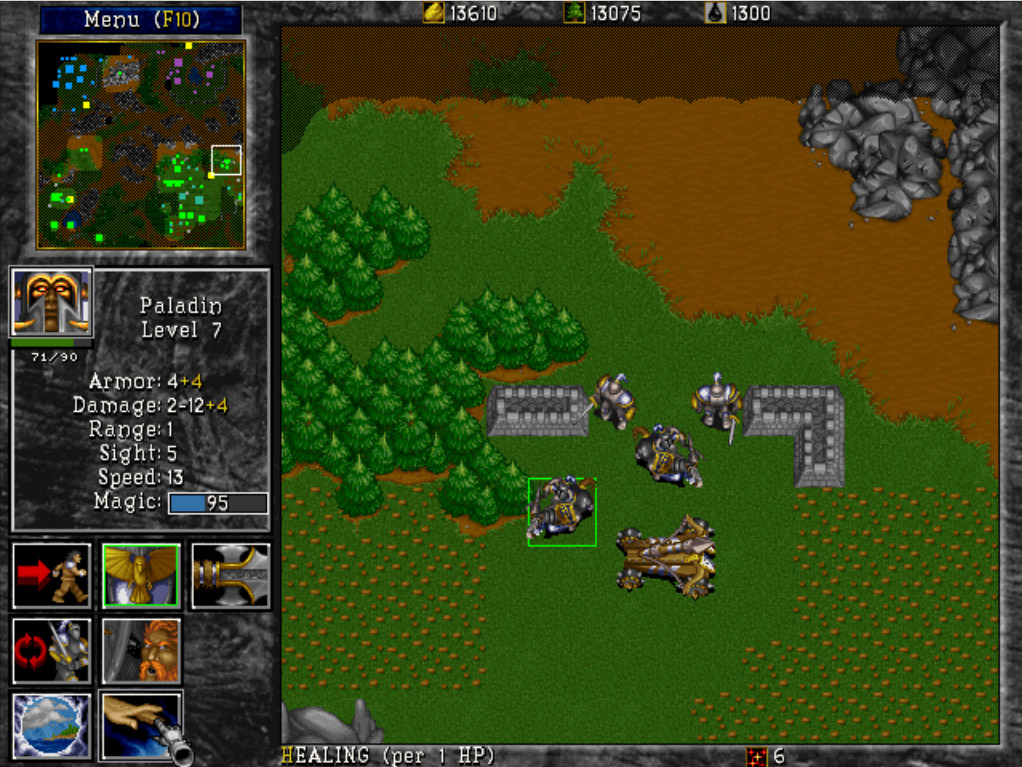 Второй юнит. Warcraft 2 Паладин. Варкрафт 2 игра юниты. Паладин из варкрафта 2. Warcraft 2 screenshot.