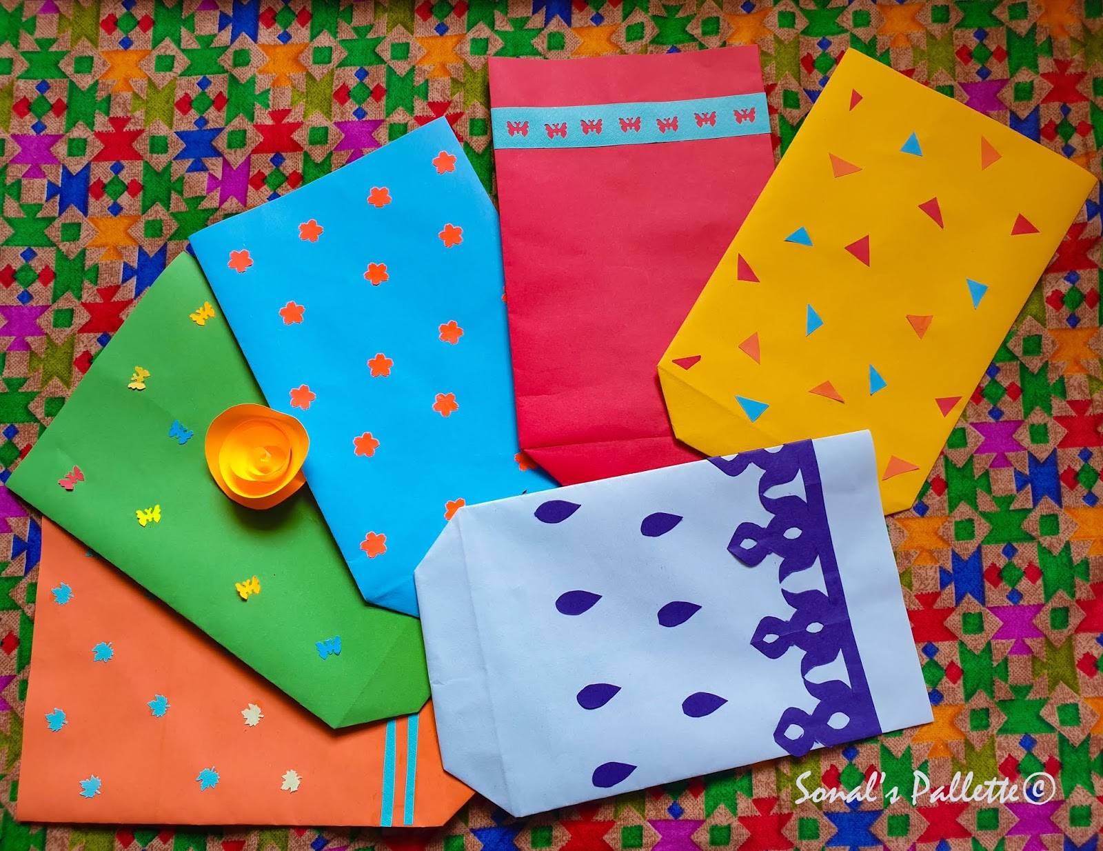 Sonal's Pallette DIY Paper Pouches