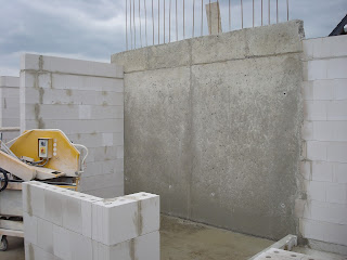 MuiMui-Haus: Betonwand nach 2 Tagen