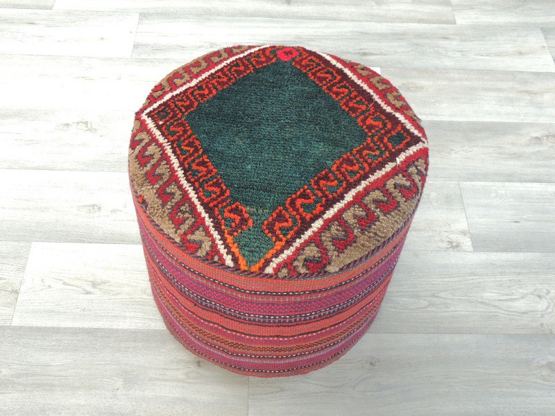 Persian rugs vs Oriental rugs. What you need to know?