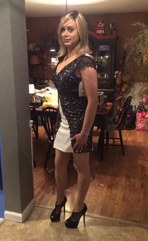 Beautiful crossdressers: Home alone