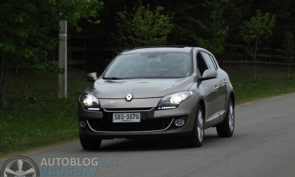 Autoblog Uruguay  : Prueba: Renault Mégane III Privilège  Plus (Parte 2)