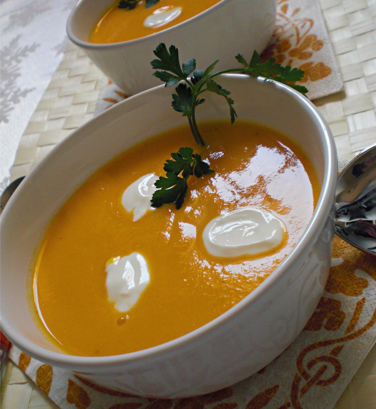 Crema de zanahorias y yogurt griego Thermomix Cakemol