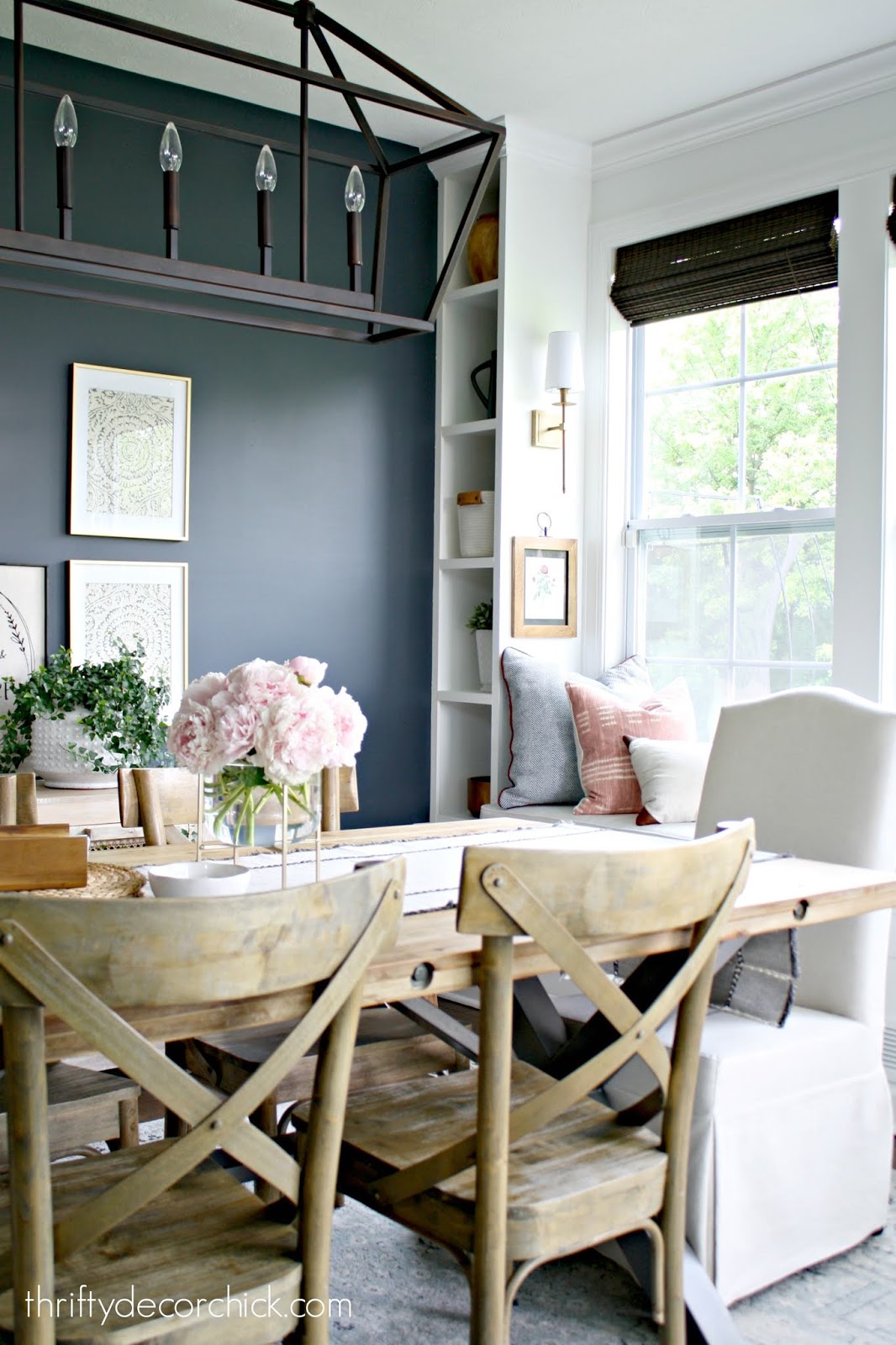 Window seat with bookcase dining room 