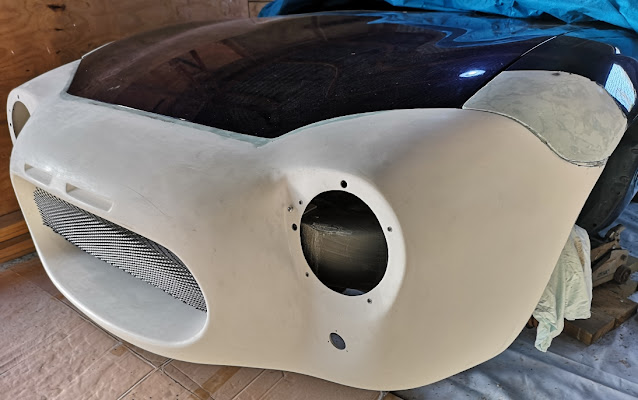 Shelby Cobra replica nose panel on Mazda MX5 Miata