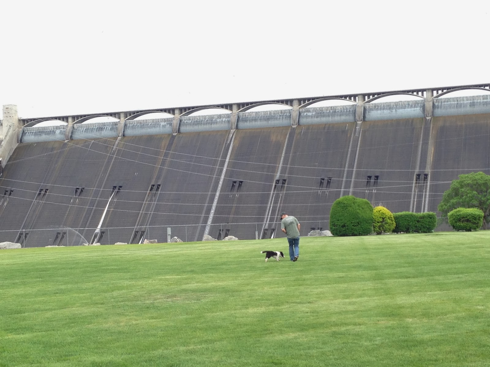 Debbie's and Jesse's Adventures Grand Coulee Dam (Across Washington
