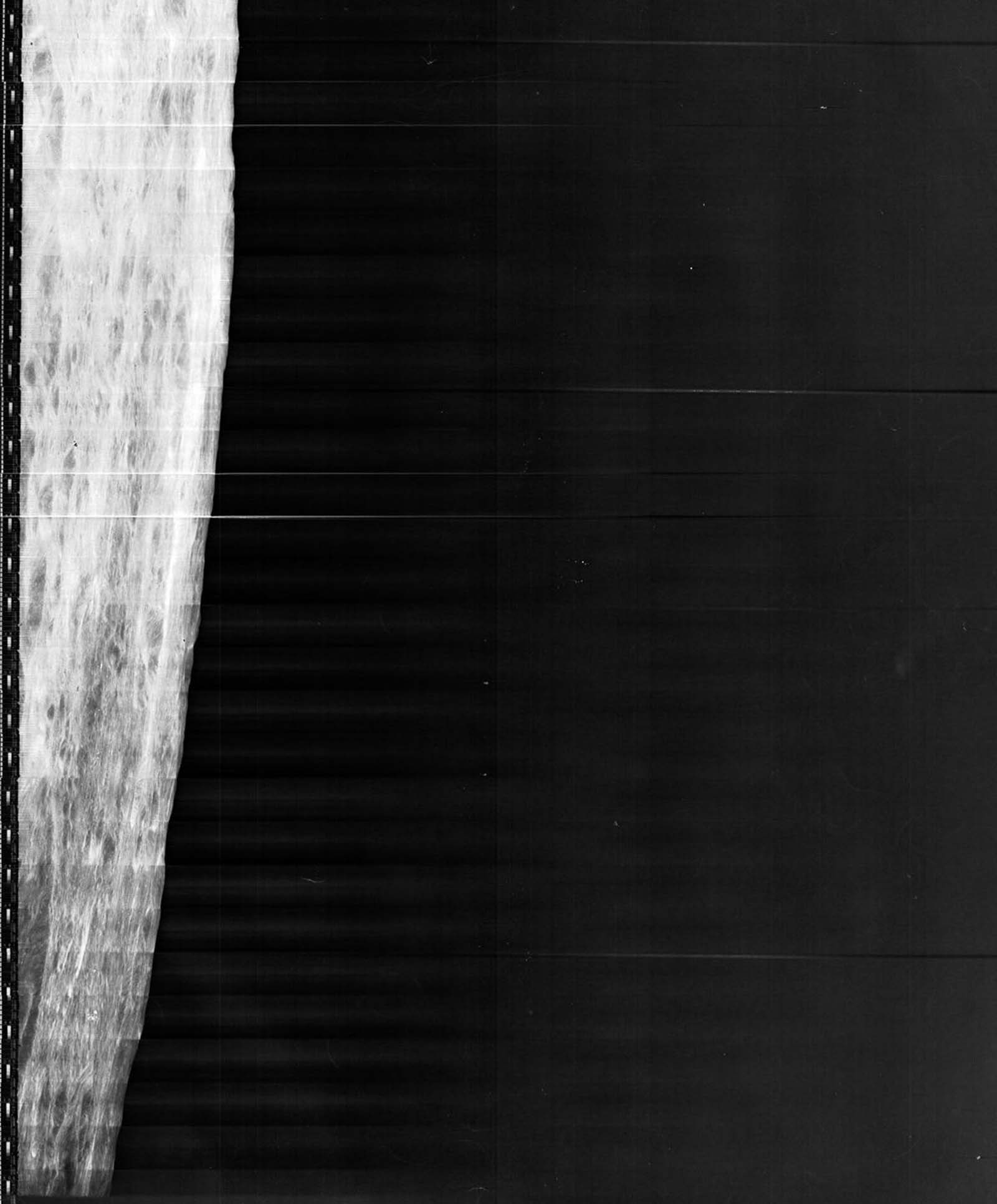 first photo earth from the moon