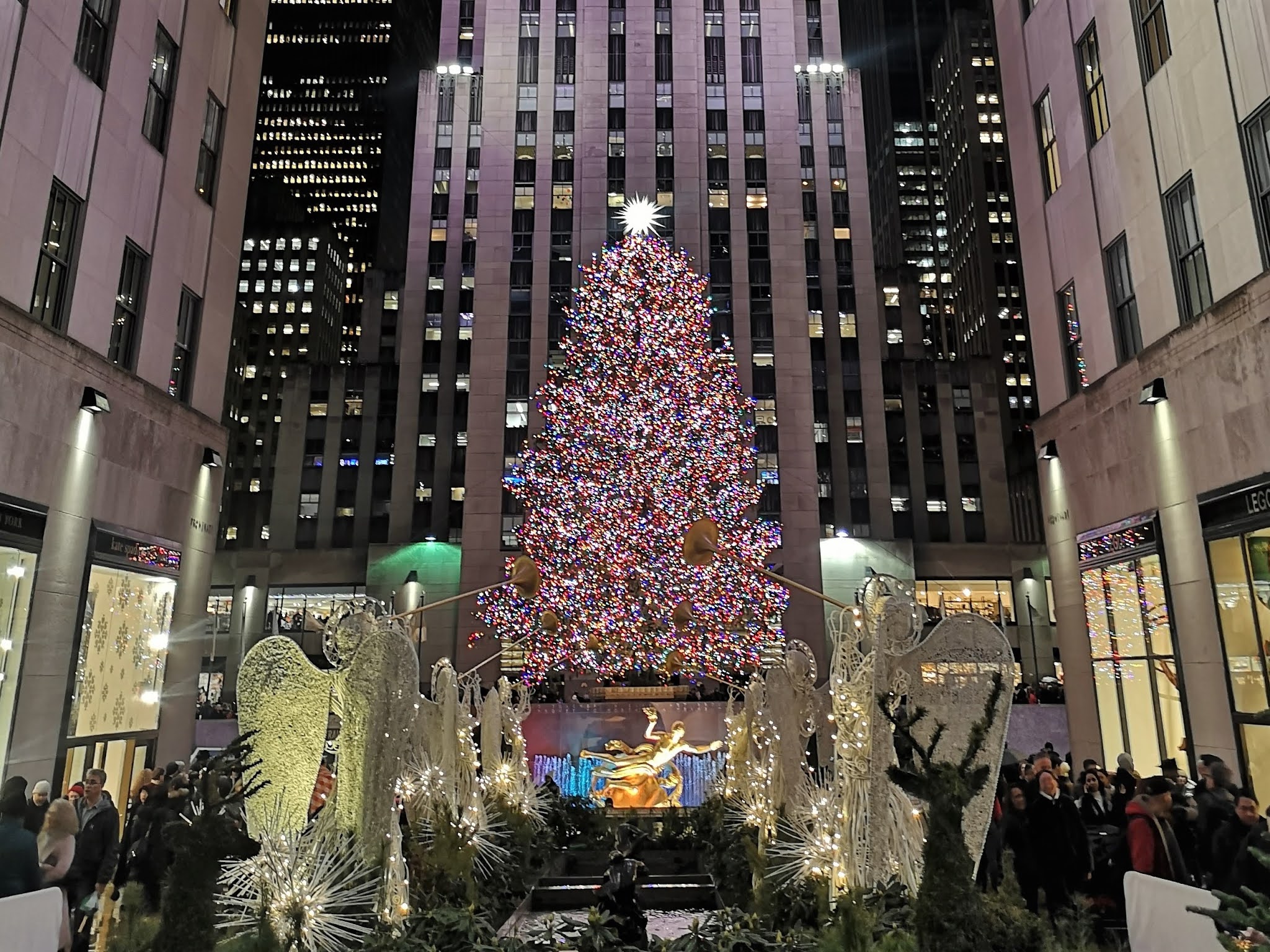 What to do in New York at Christmastime - Elle Field