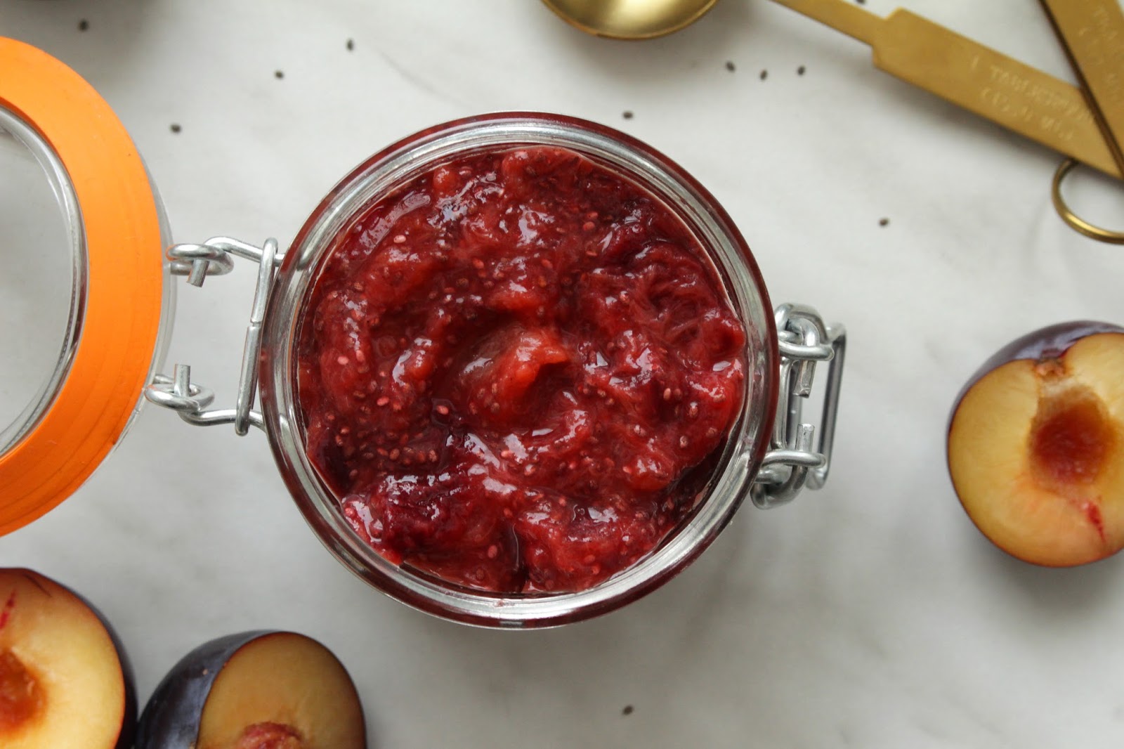 Spiced PlumChia Jam Rezept FLOWERS & POLKADOTS