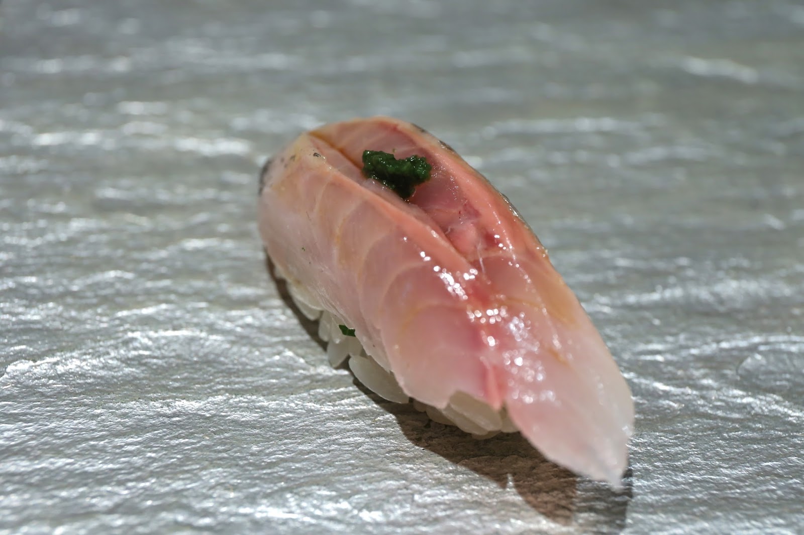 吃喝玩樂 Diary of a Growing Boy The rock from Ginza