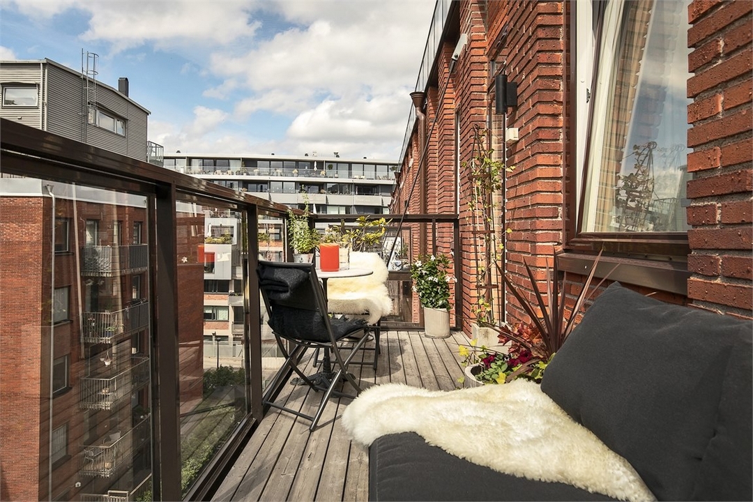 découvrir l'endroit du décor : UN ESPACE AU CALME