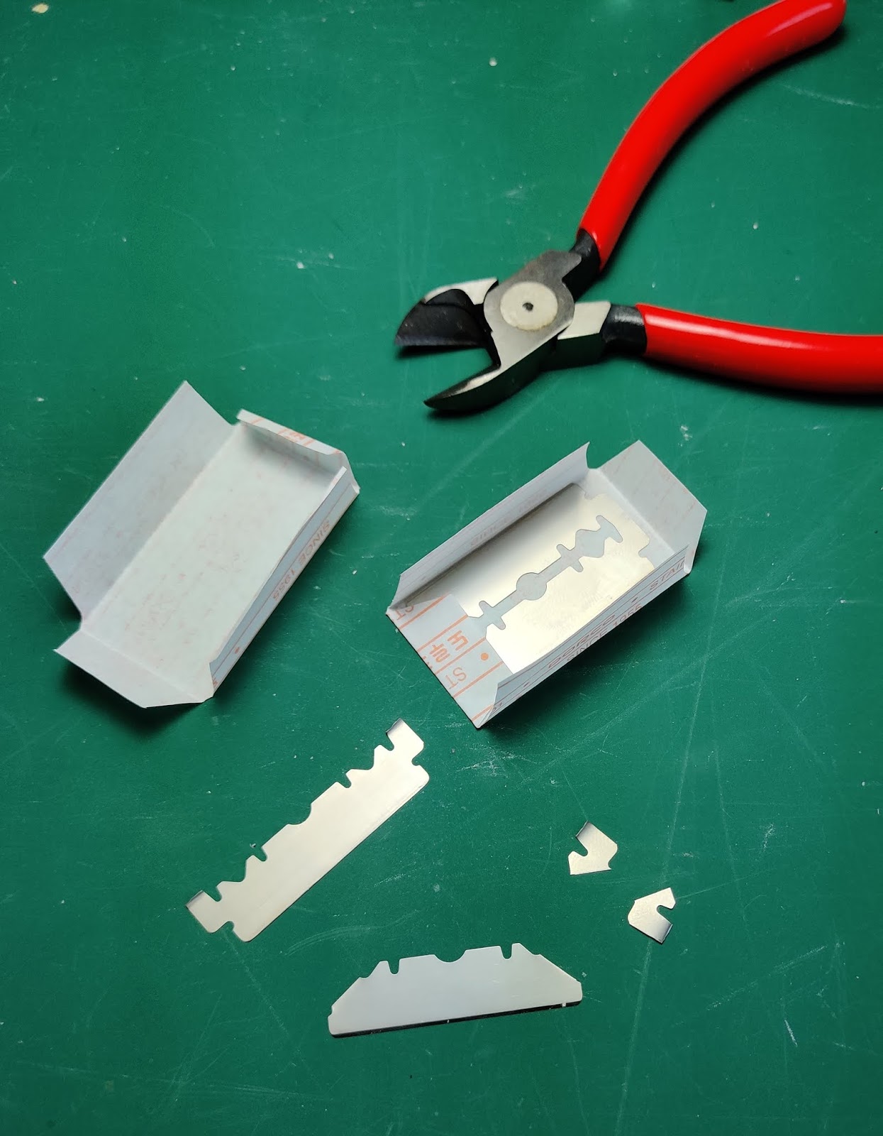 Tutorial How to prepare soft plastic miniatures