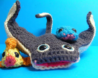 PATRON GRATIS PEZ MANTA AMIGURUMI 617