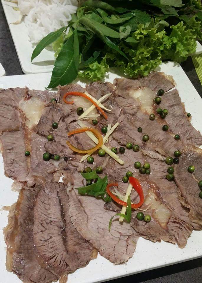 Wrap and Roll Vietnamese