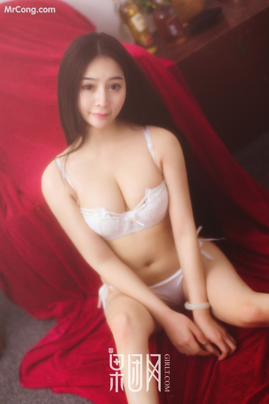 GIRLT No.039: Model Yi Yi (伊伊) (44 photos) photo 2-11