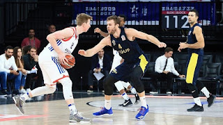Fenerbahçe Doğuş - Anadolu Efes Fenerbahçe Doğuş - Anadolu Efes