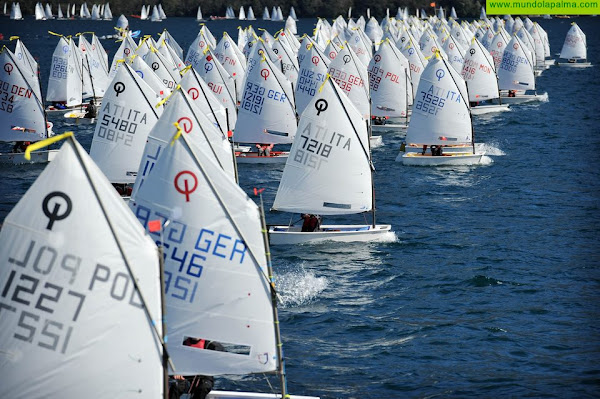 Coincidiendo con el Día de Canarias, la bahía de Santa Cruz de La Palma acogerá desde el 28 al 30 de mayo esta importante prueba del calendario oficial de la Federación Canaria de Vela