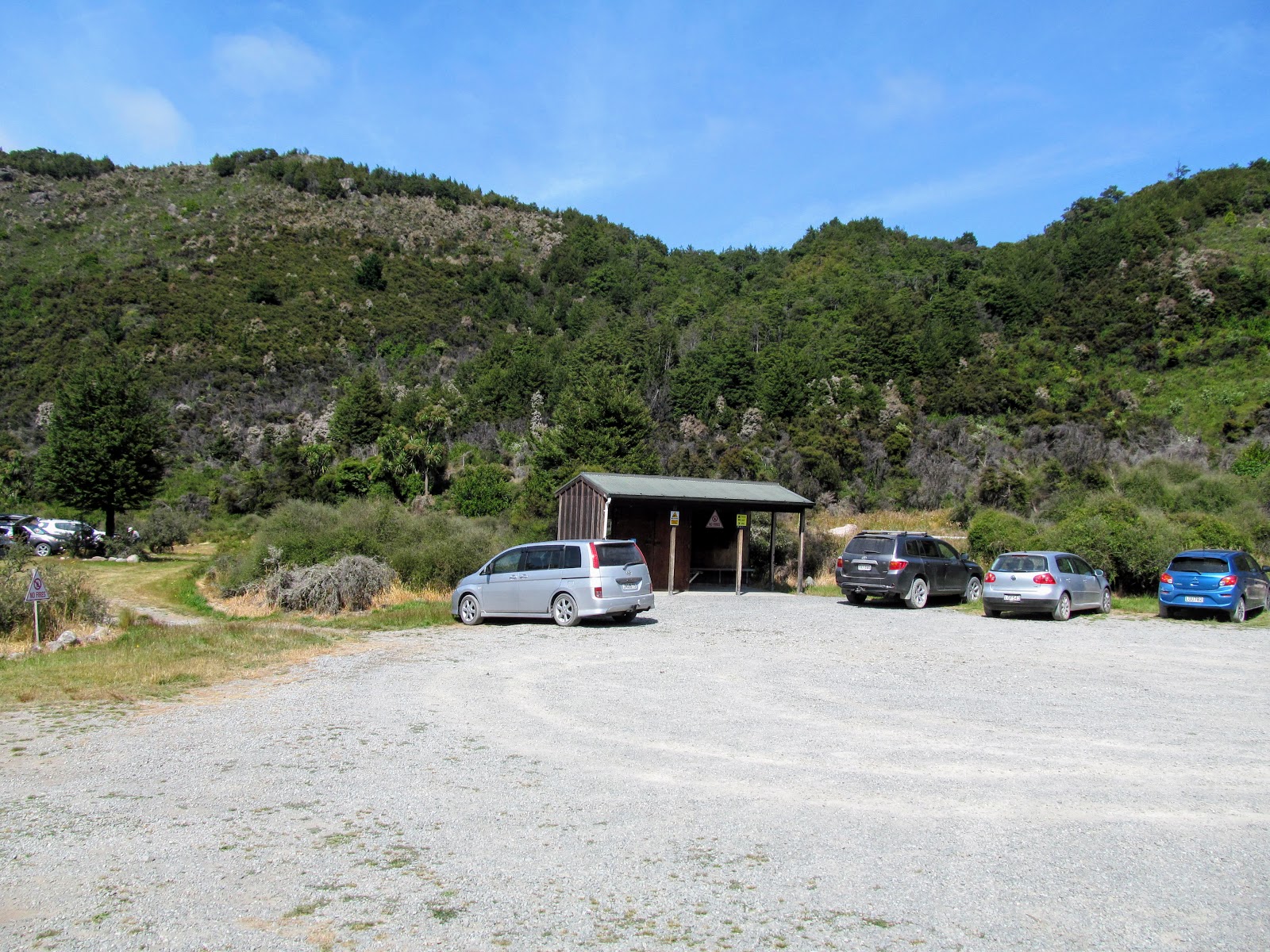 Tramping in the New Zealand backcountry NZ Bush Adventures Woolshed