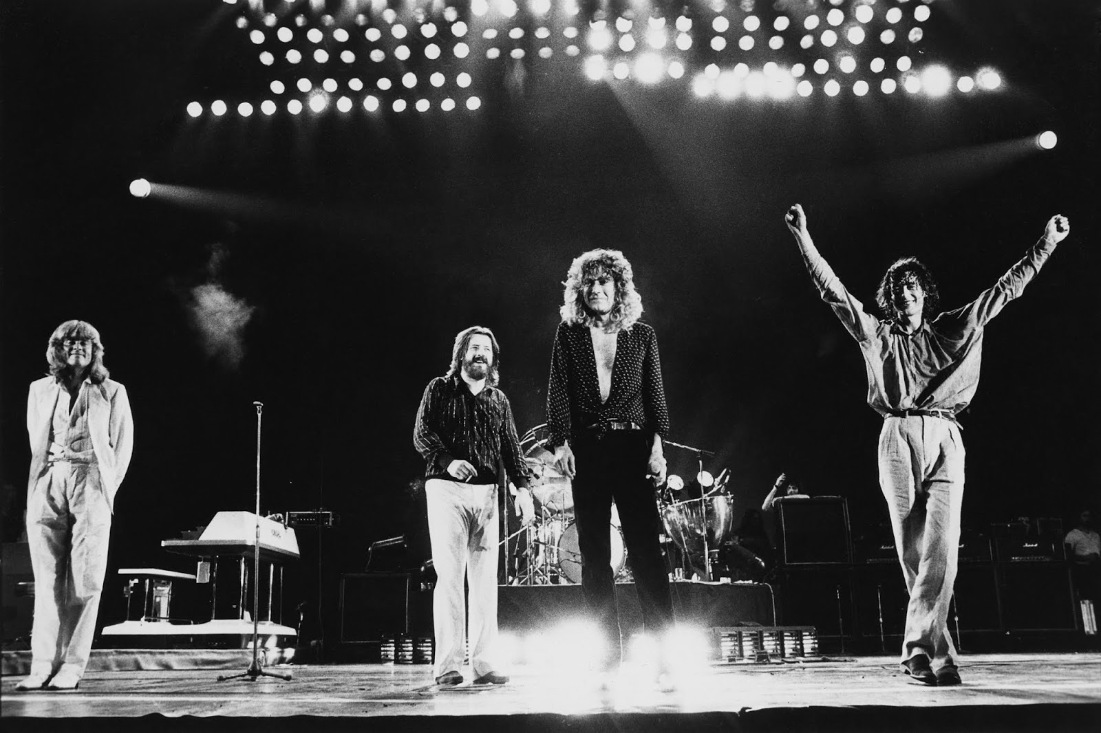 ThessBomb Led Zeppelin Kashmir (Live at Knebworth 1979)