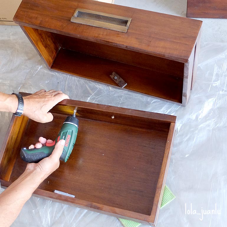 Cómo pintar una mesa con pintura a la tiza | Bricolaje