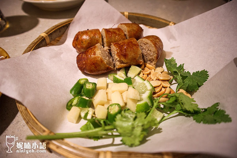 【台北車站美食】頌丹樂(Somtum Der)。紐約摘星!泰式伊善料理 【台北車站美食】頌丹樂(Somtum Der)。紐約摘星!泰式伊善料理