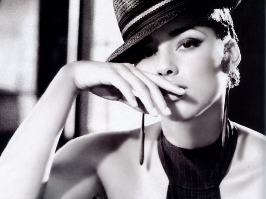 Alicia Keys Desktop Wallpapers