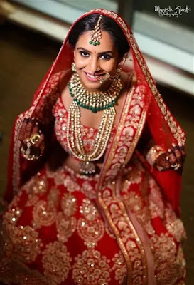 Indian Gold Diamond Emerald Bridal Jewellery. 