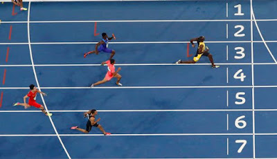 1a2 Usain Bolt wins his 9th Gold with another runaway win