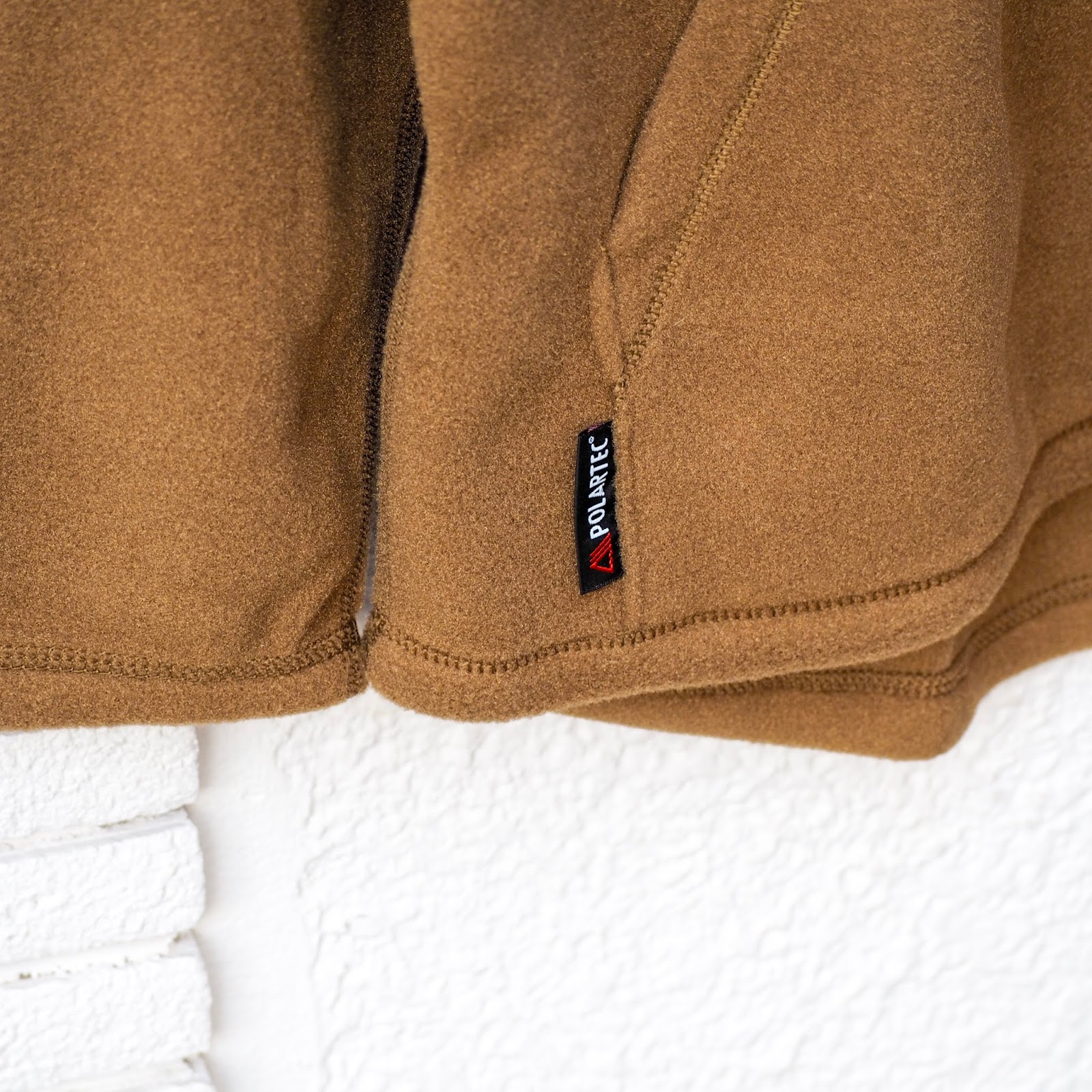 THE AUTHENTIC WINTER CLOTHES FOR WINTER USONIAN GOODS STORE