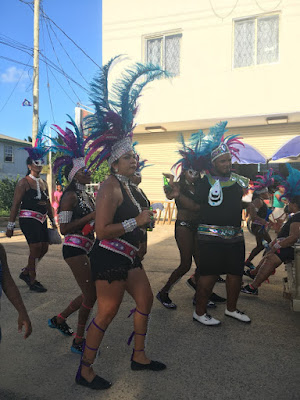 Remaxvipbelize - Awesome floats