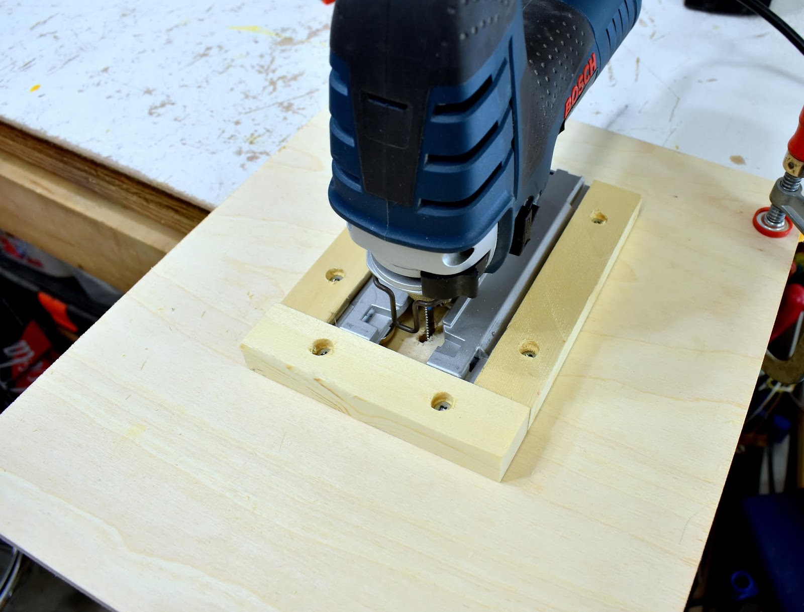 Jax Design Jigsaw Table with Quick Install and Release