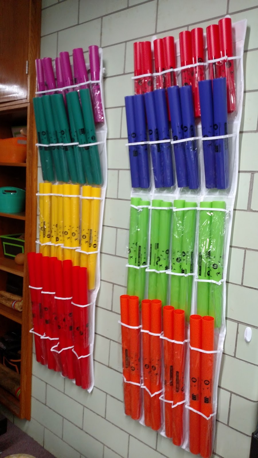 Paper Roll Holder - Creating Classrooms