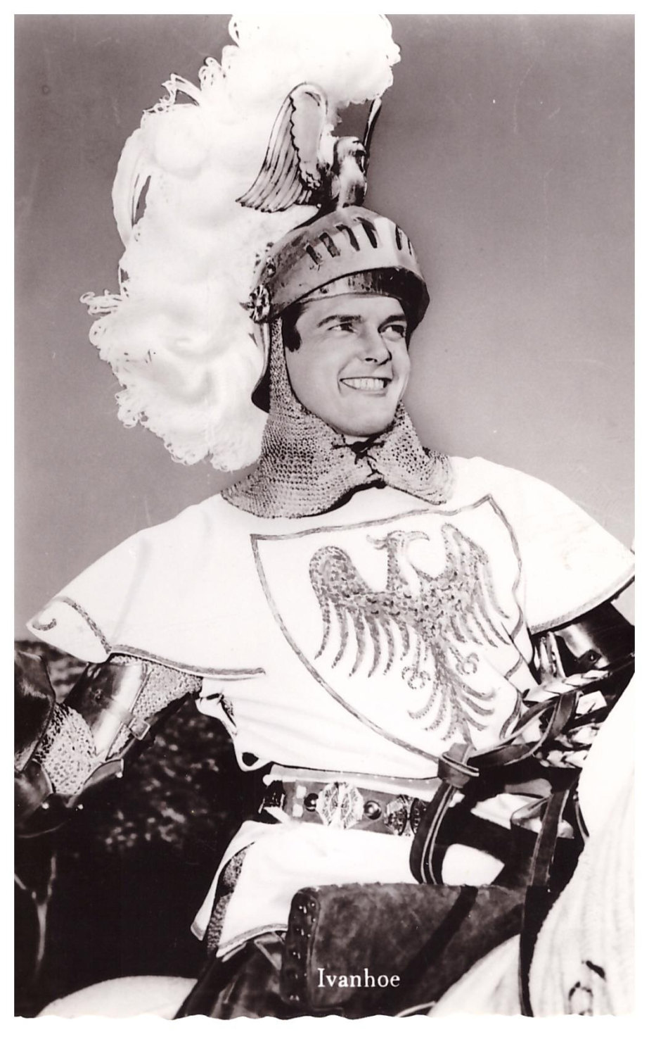 16+ Ivanhoe Film Mit Roger Moore Background