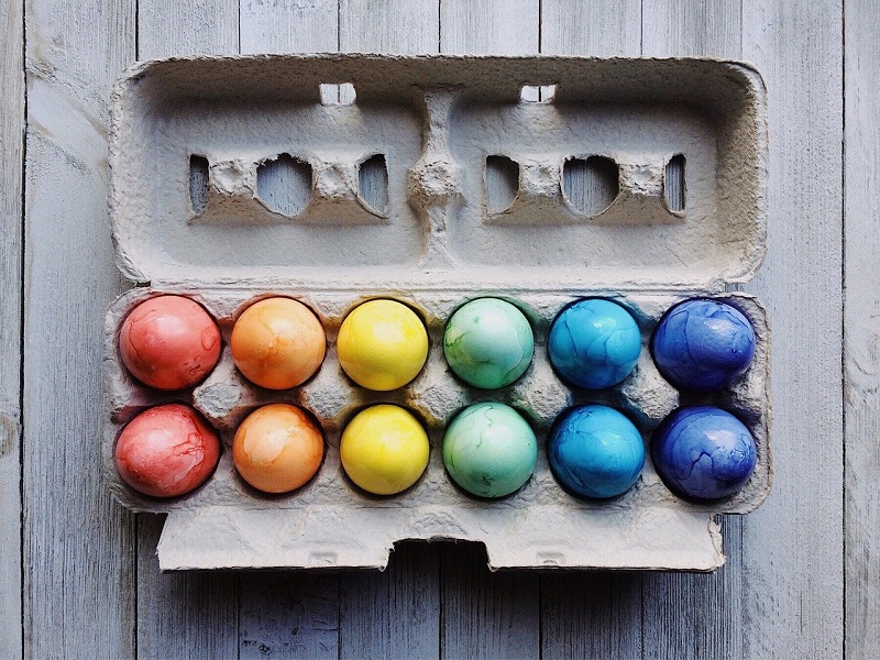 24 Ways to Dye & Decorate Eggs for Easter Finding Myself Young