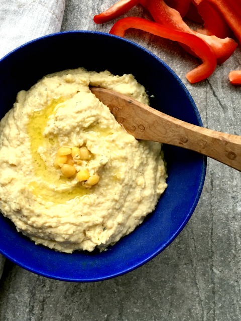 Yellow split pea dip has a lovely flavour and works as a sandwich spread too. The vinegar keeps the taste bright and cooking an onion with the split peas ads some depth and body to the flavour.