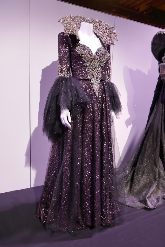 Lana Parrilla Once Upon a Time Evil Queen costume
