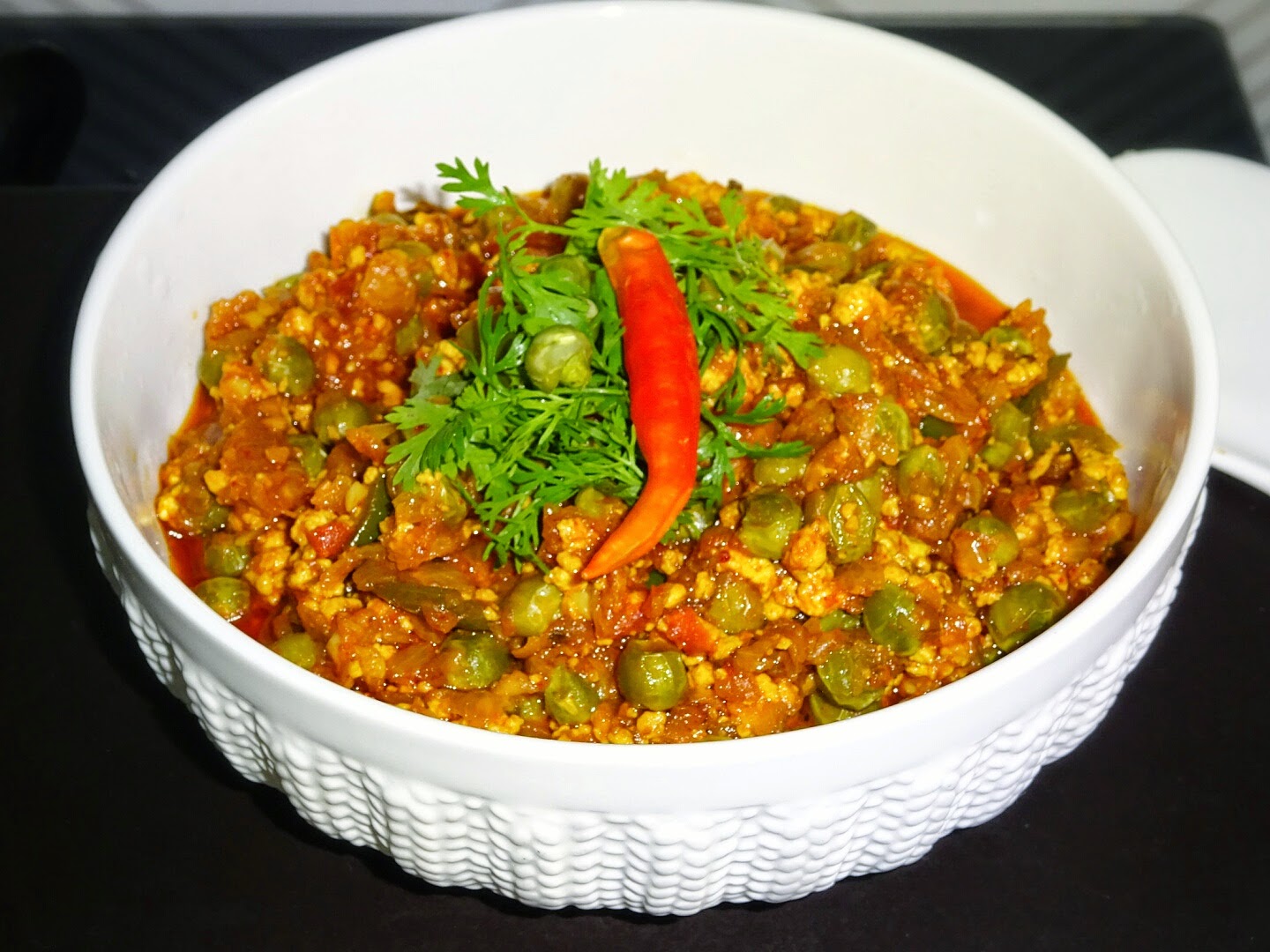 Veg Indian Good Food Recipes.. Matar Paneer Bhurji (Crumbled Cottage