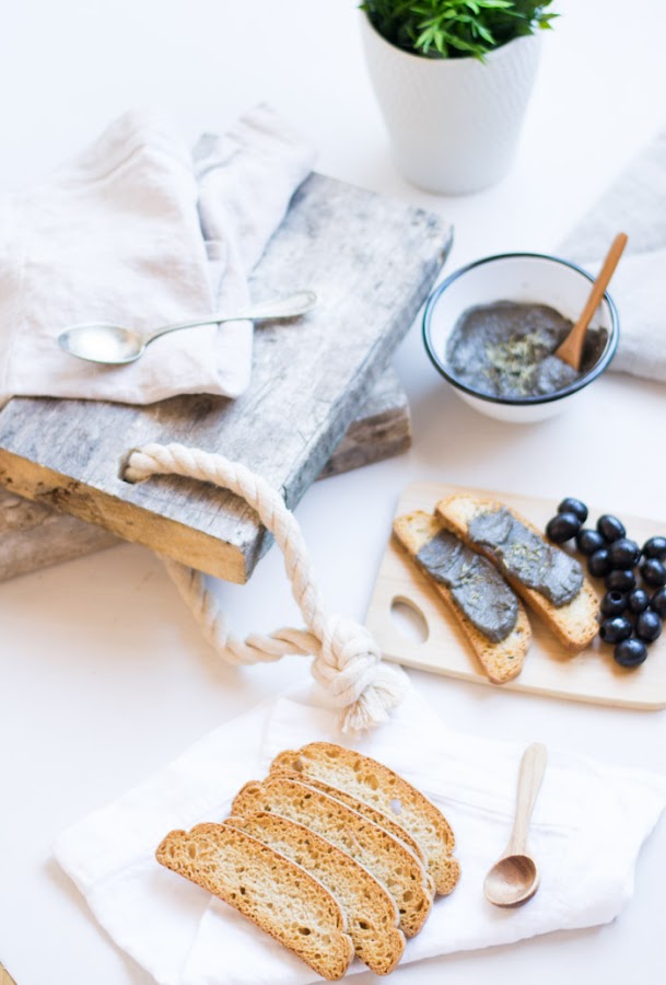 Paté de aceitunas negras