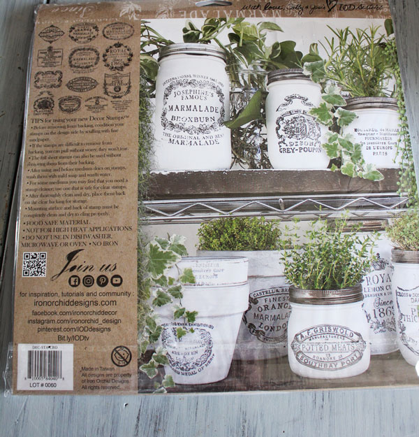 Christmas Hutch Decorating And Some Fun Projects Itsy Bits and Pieces