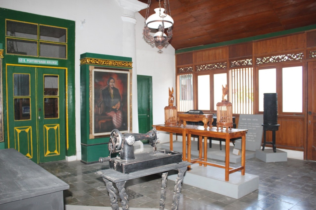 Mengulas Sejarah Jepara dan Pahlawan Emansipasi di Museum RA Kartini