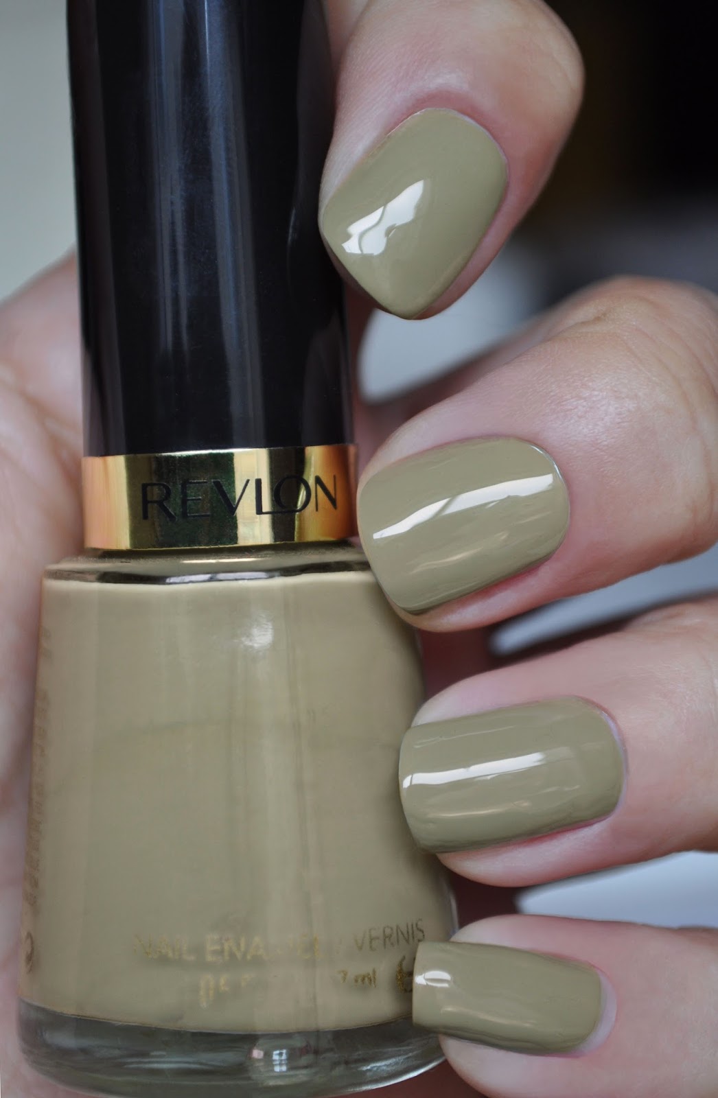 You're The Inspiration...Revlon 520 Muse Nail Enamel [ So Lonely in  Gorgeous ]