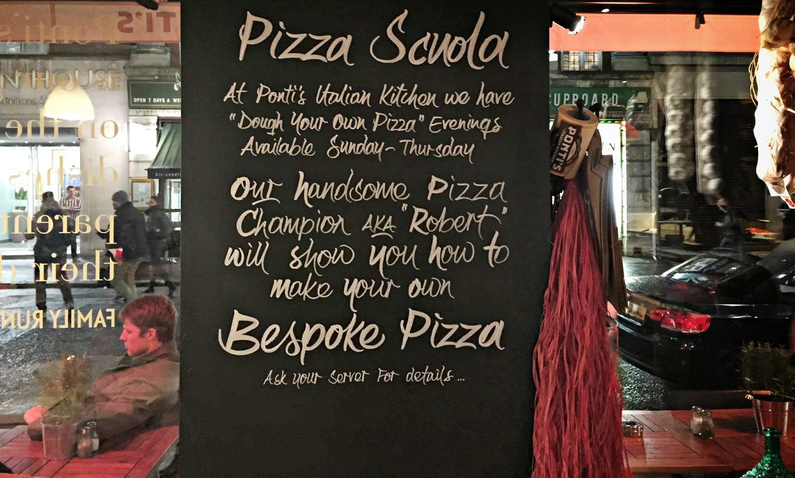 Pizza Scuola Ponti's